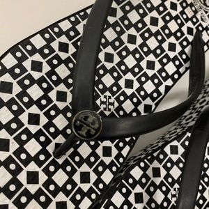 Tory Burch Shoes - Tory Burch 8 Tory Burch Shoes - Tory Burch 8
